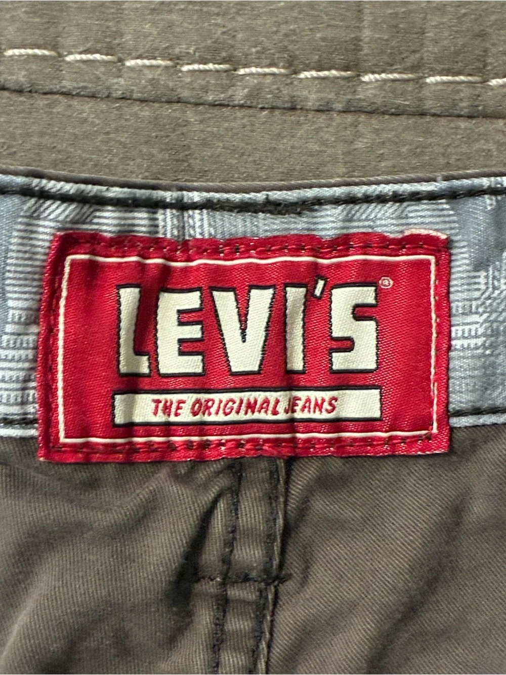 Levi's Squad Cargo Shorts Men's 42 Khaki Grunge Relaxed Workwear Durable Y2K